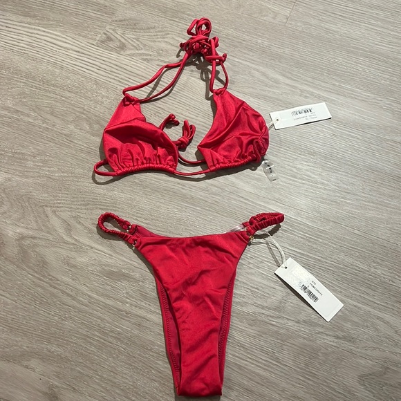 Chiquelle La Plage Bikini Top and Bottom NWT Size S/L - Picture 2 of 6